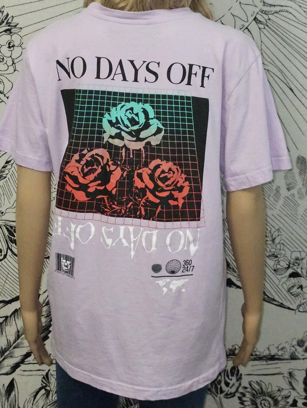 Taco Tuesday 'No Days Off' Graphic Tee- Lilac Rose Print Sz Medium